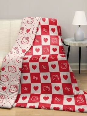 Sanrio Hello Kitty Serenity Comfort Reversible Red/White Plush Throw Blanket NWT